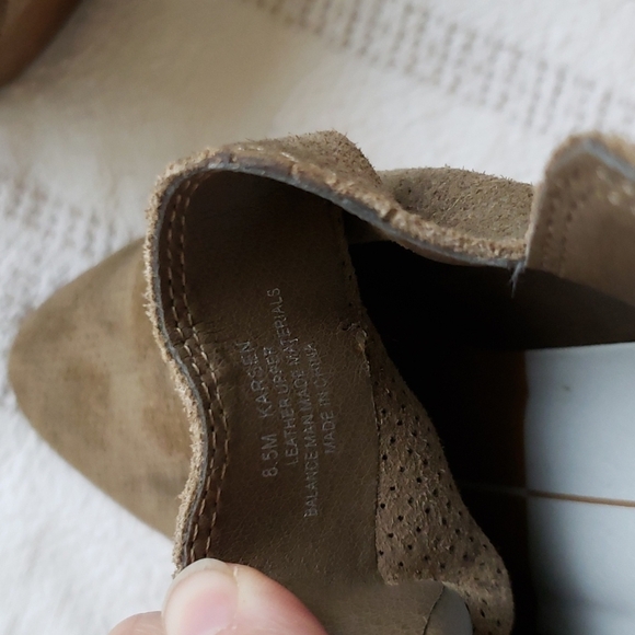 Dolce Vita karsen bootie, tan/beige/brown, genuine leather upper, Sz 8.5. - Picture 15 of 15